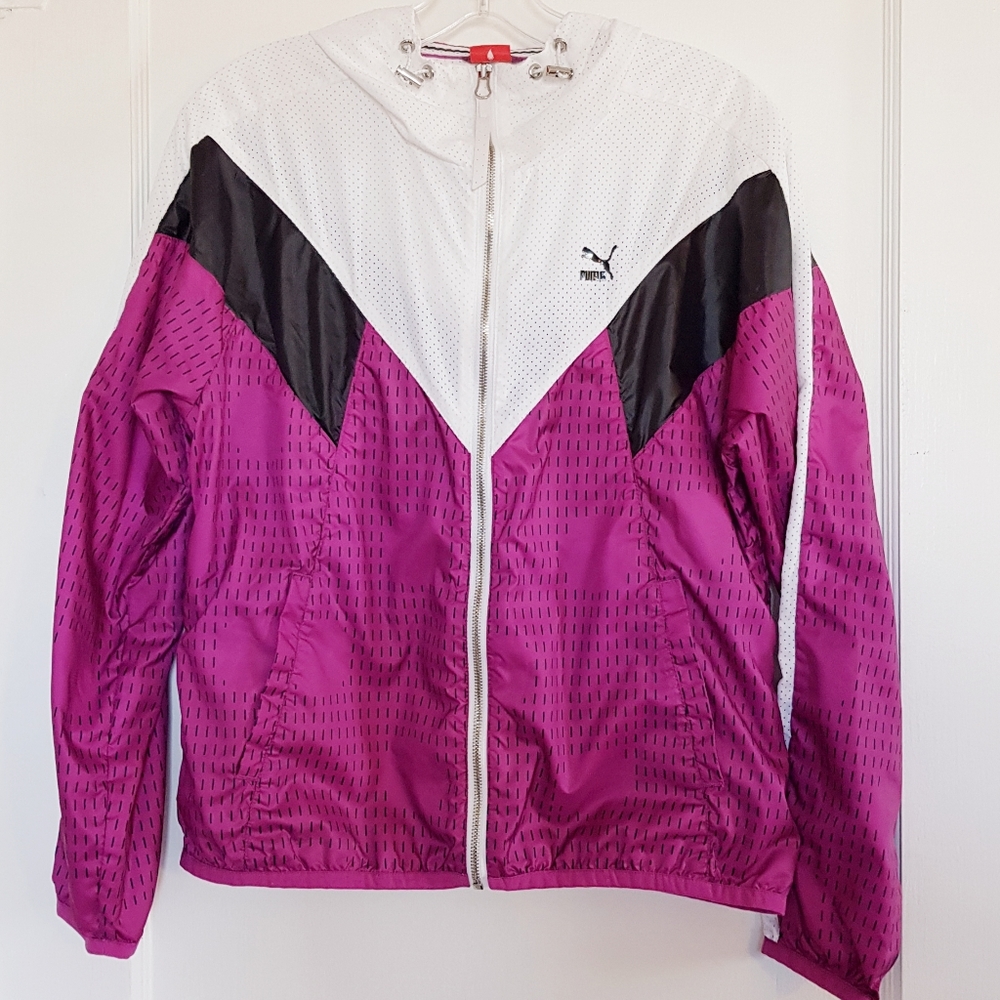 PUMA Athleisure wind breaker jacket lightw…